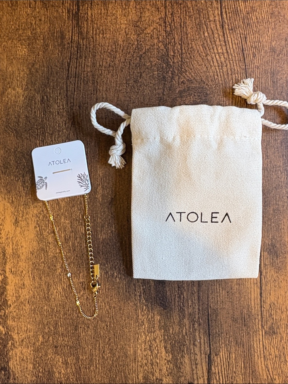 Atolea Gold Chain bracelet with Branded Drawstring Pouch